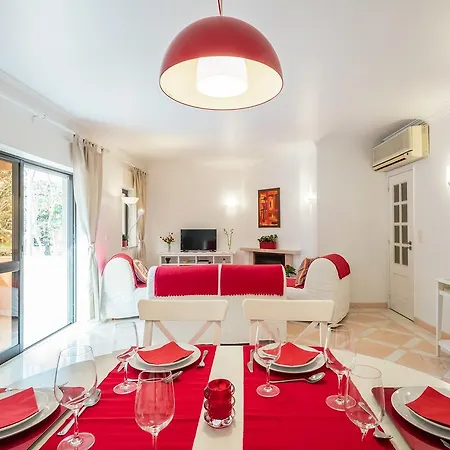 Salmao Apartment *