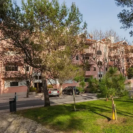Salmao Apartment
